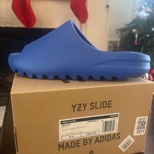 Adidas Yeezy Slide in Bold Blue